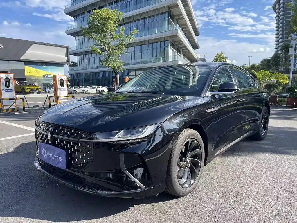 Lincoln Z 2024
