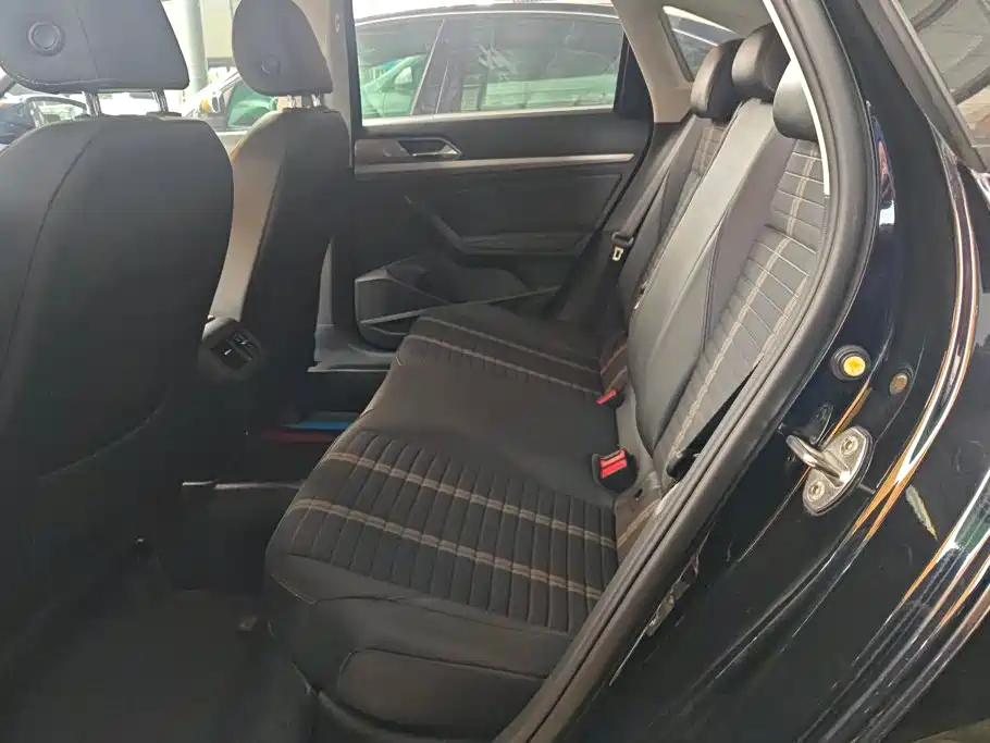 Volkswagen Lavida — миниатюра 11