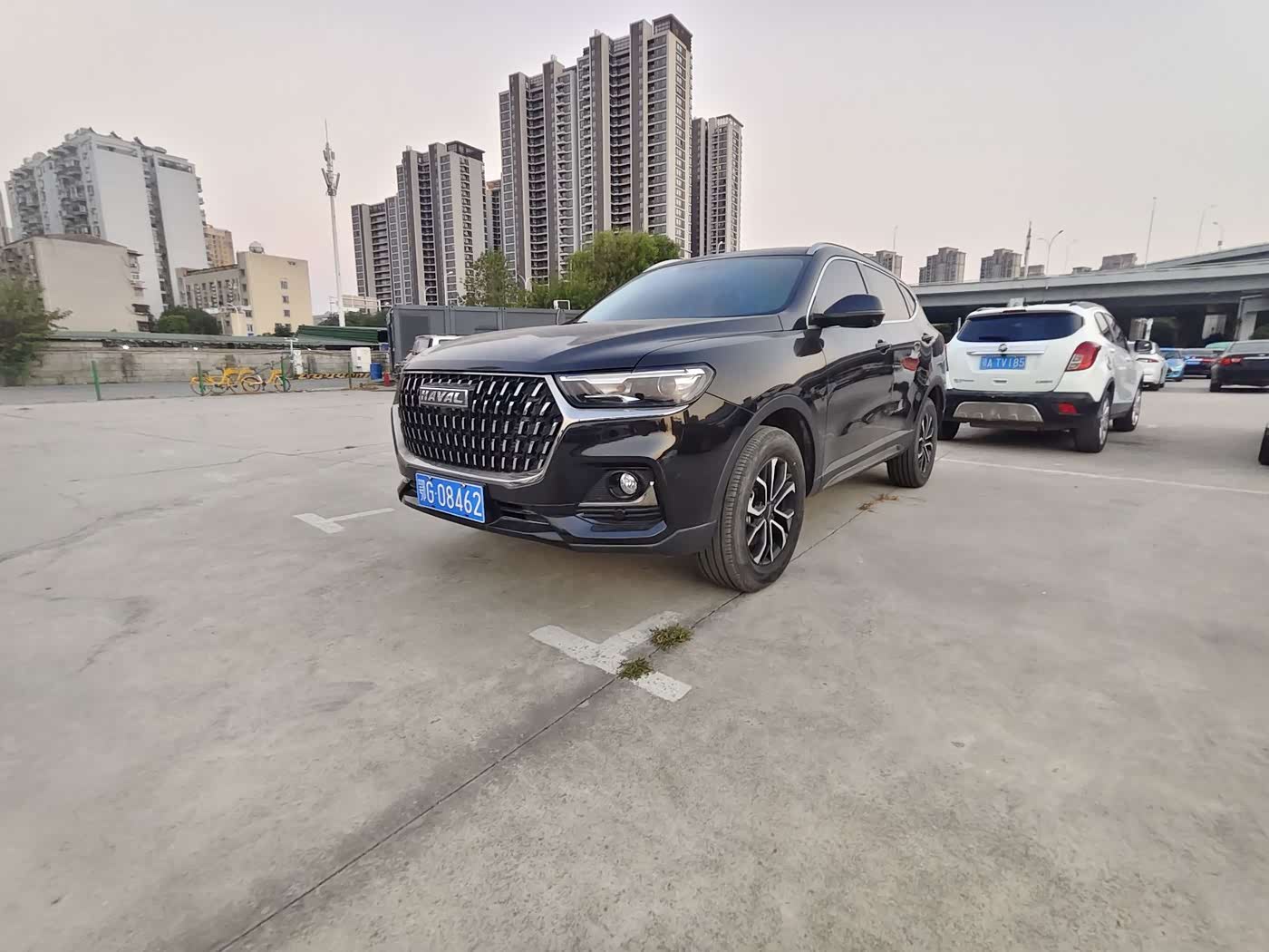 Haval Haval H6 1.5 л 2024 г. Чёрный, пробег 30000 км
