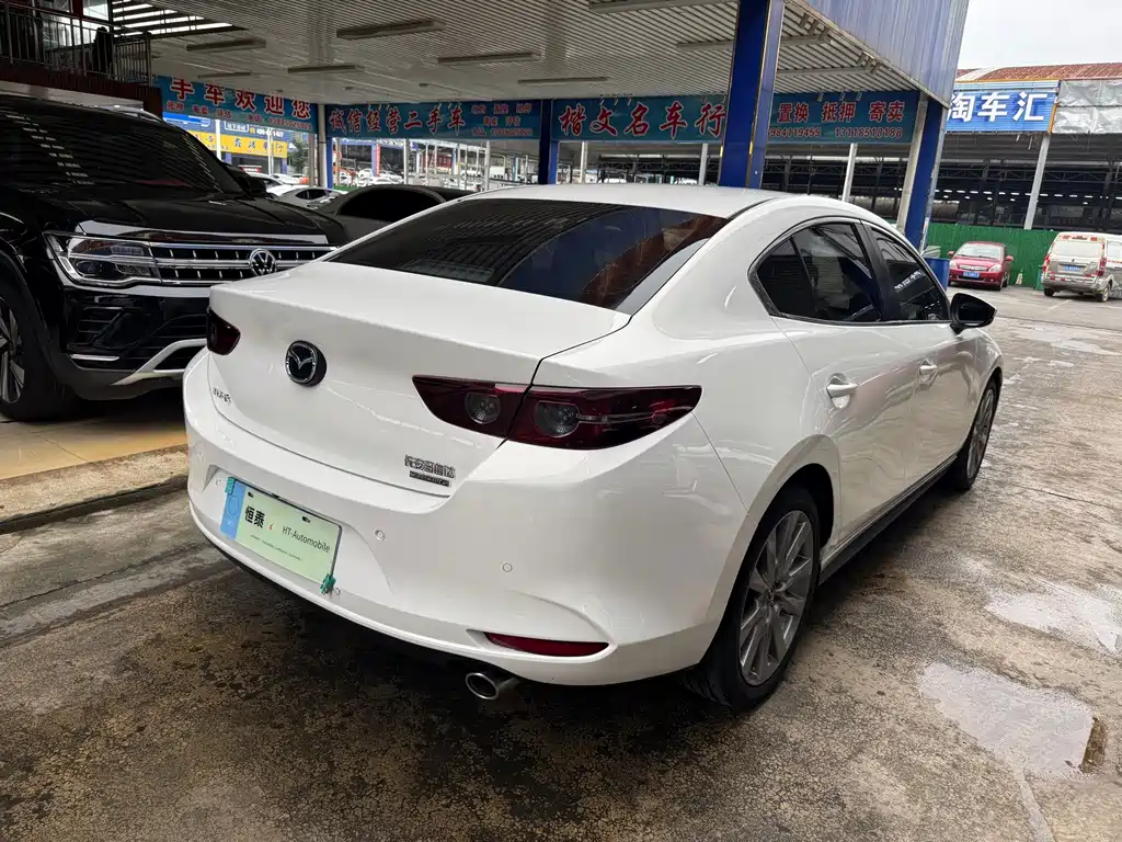 Mazda 3 Axela — миниатюра 8