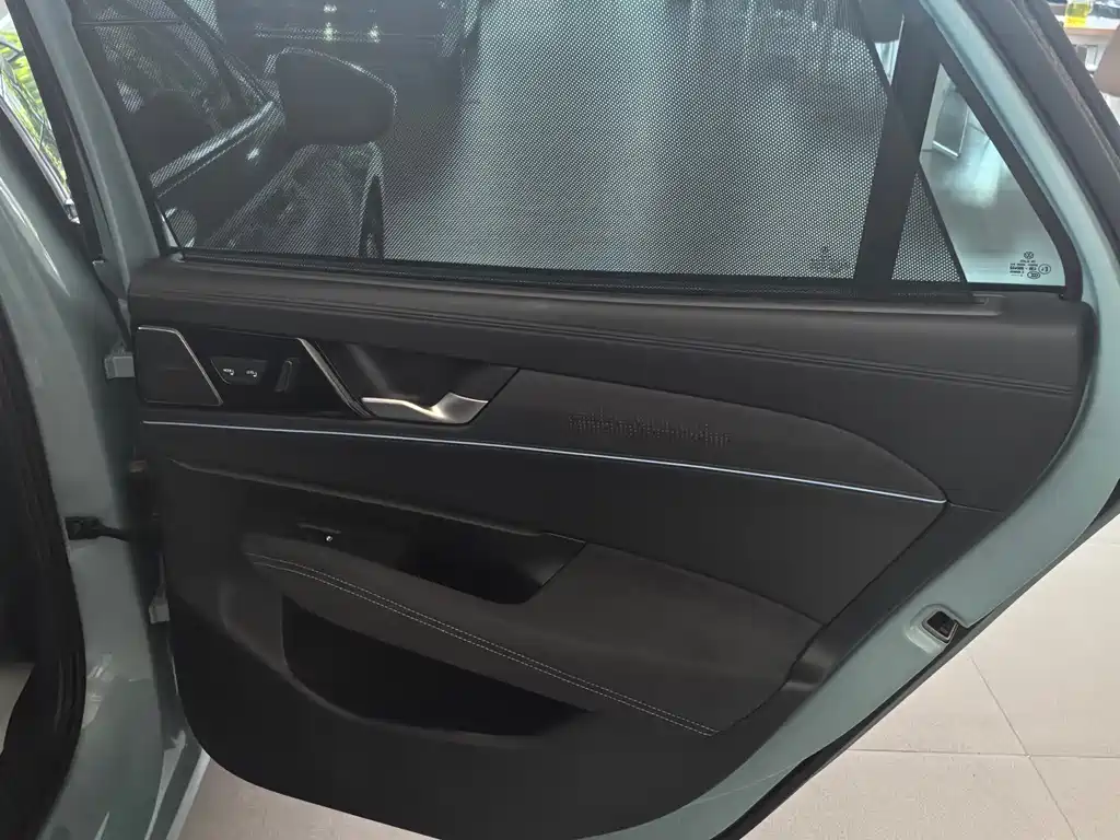 Volkswagen Passat — миниатюра 9