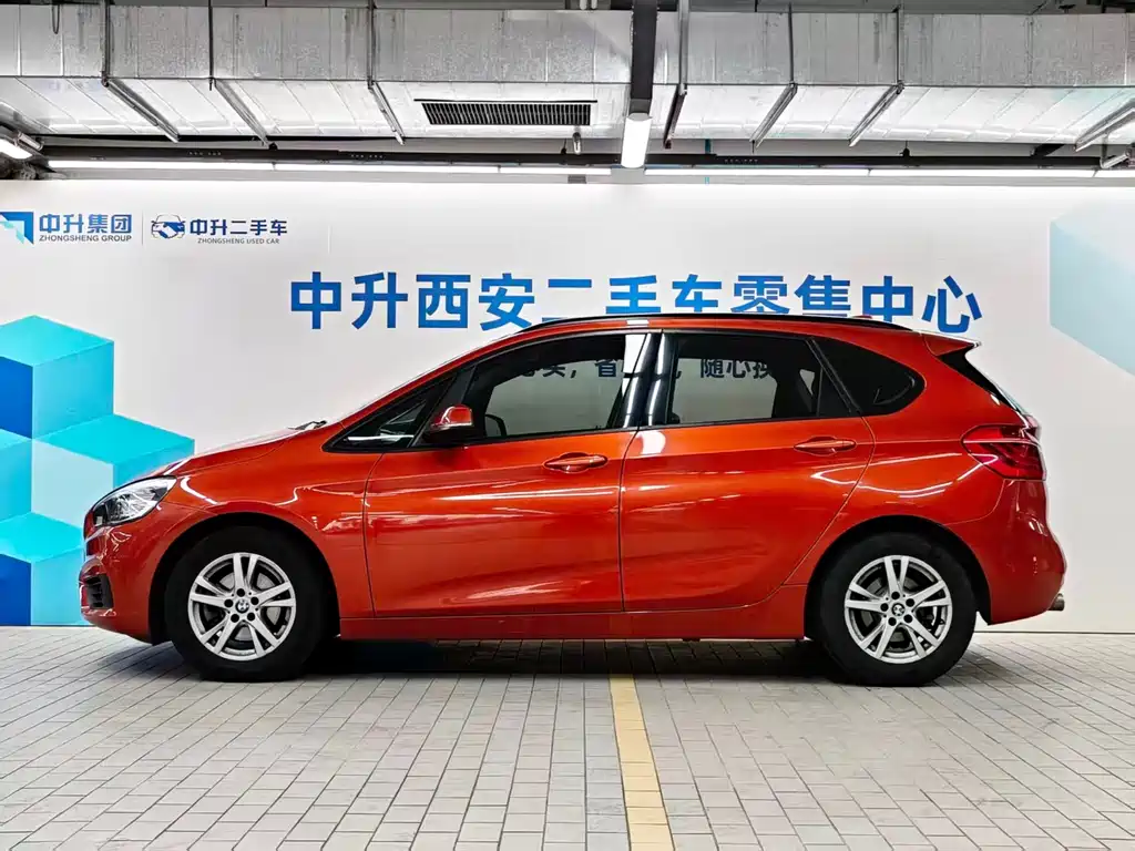 BMW 2 Series Active Tourer — миниатюра 3
