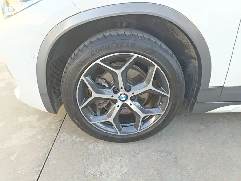 BMW X2 (Import) — миниатюра 23