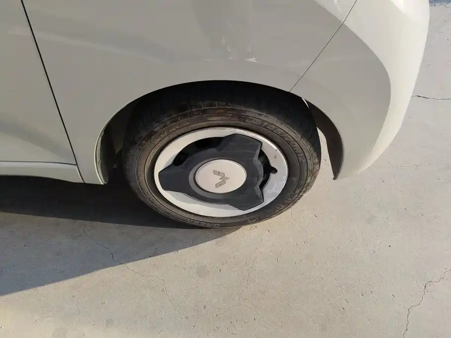 Wuling MINIEV — миниатюра 6