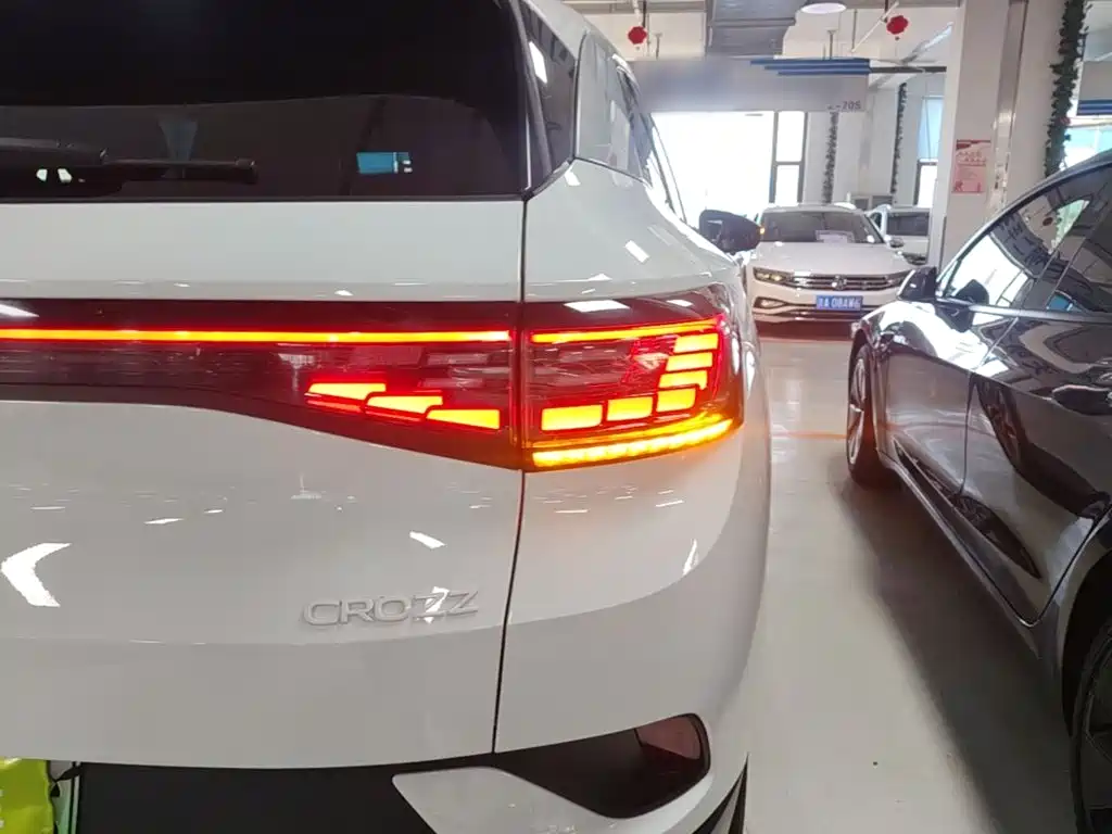 Volkswagen ID.4 Crozz — миниатюра 8