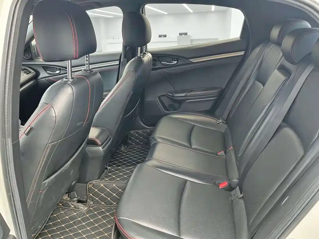 Honda Civic — миниатюра 4