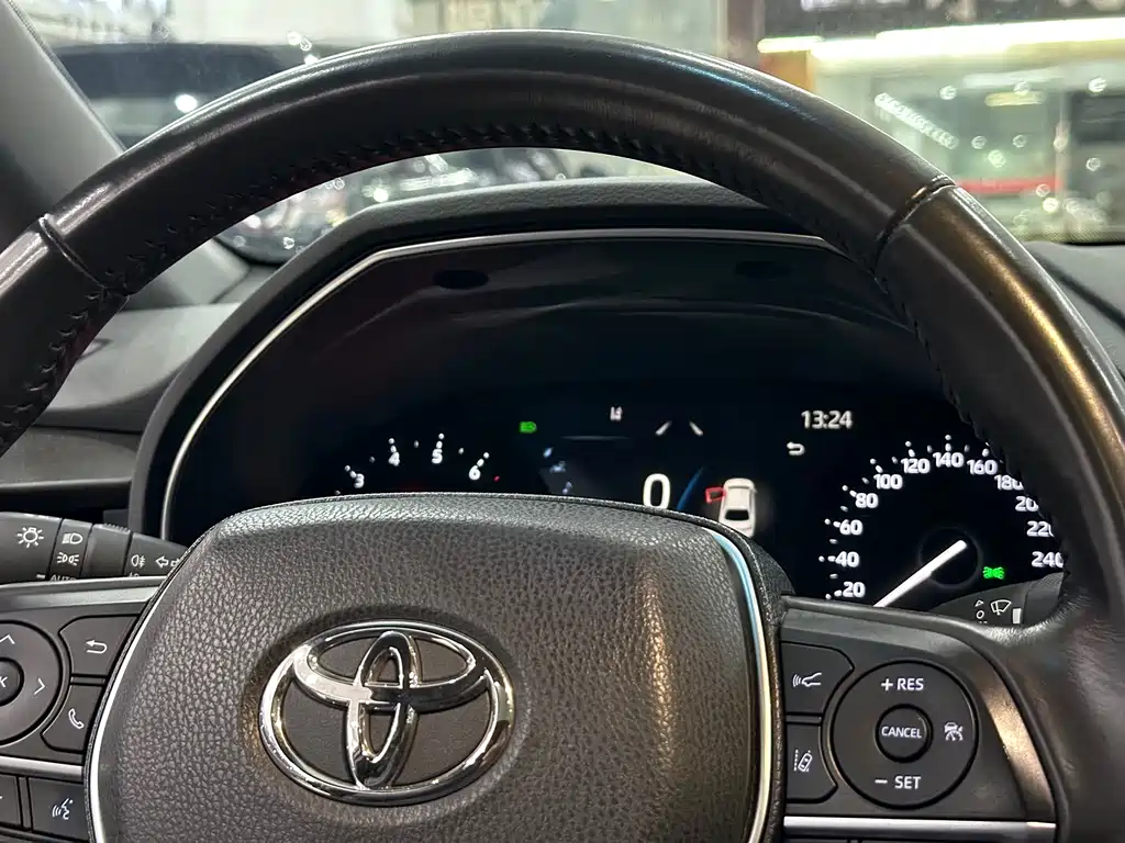 Toyota Avalon 2022 2.0L Luxury