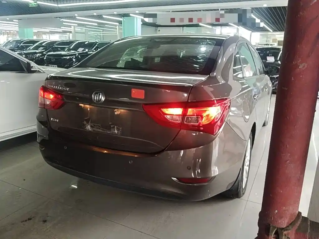 Buick Excelle — миниатюра 7