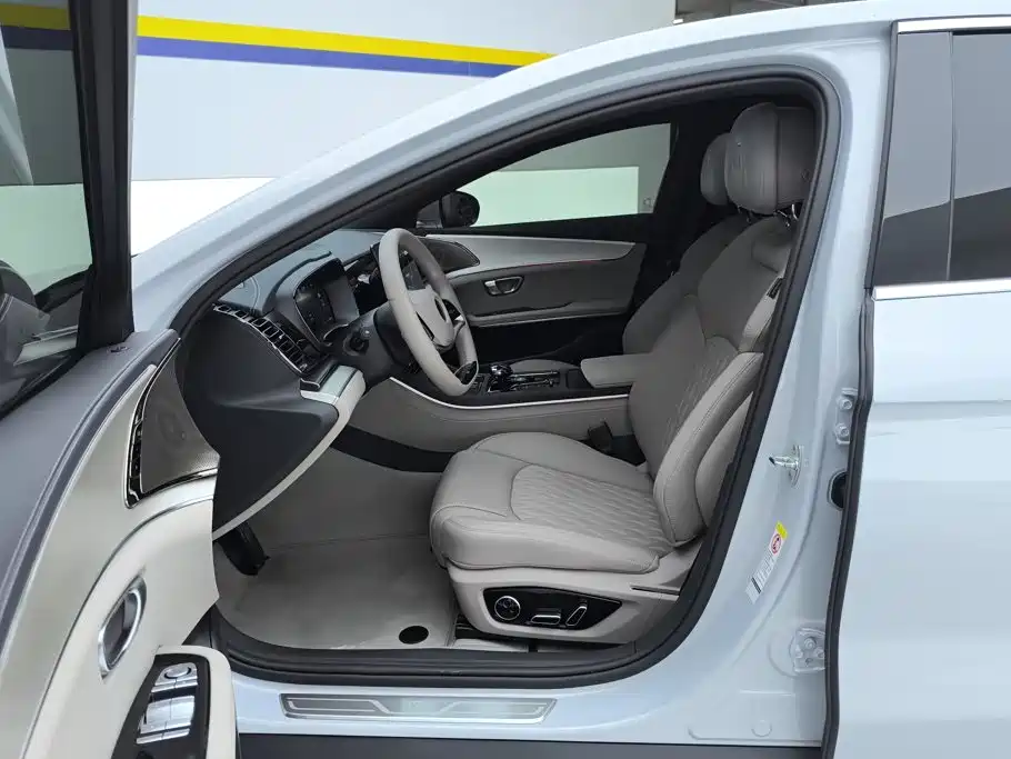 BYD Han — миниатюра 9