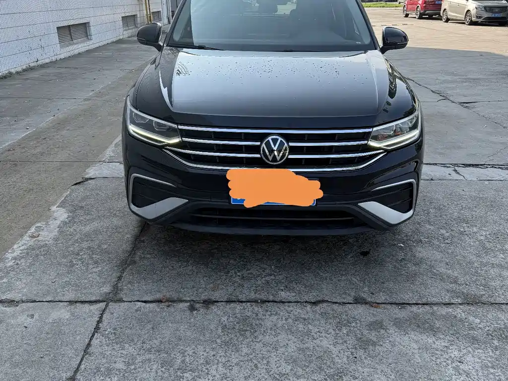 Volkswagen Tiguan L