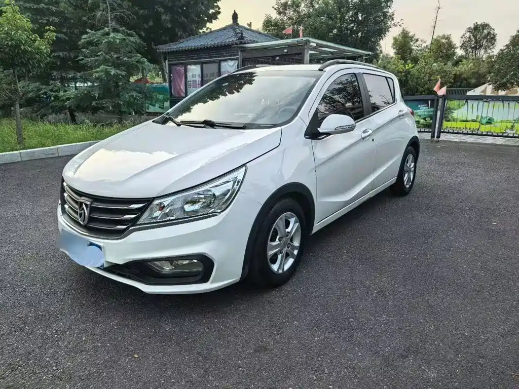 Baojun 310 — миниатюра 2