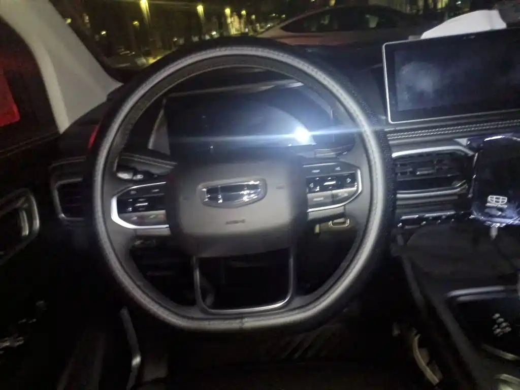 Geely Haoyue — миниатюра 3