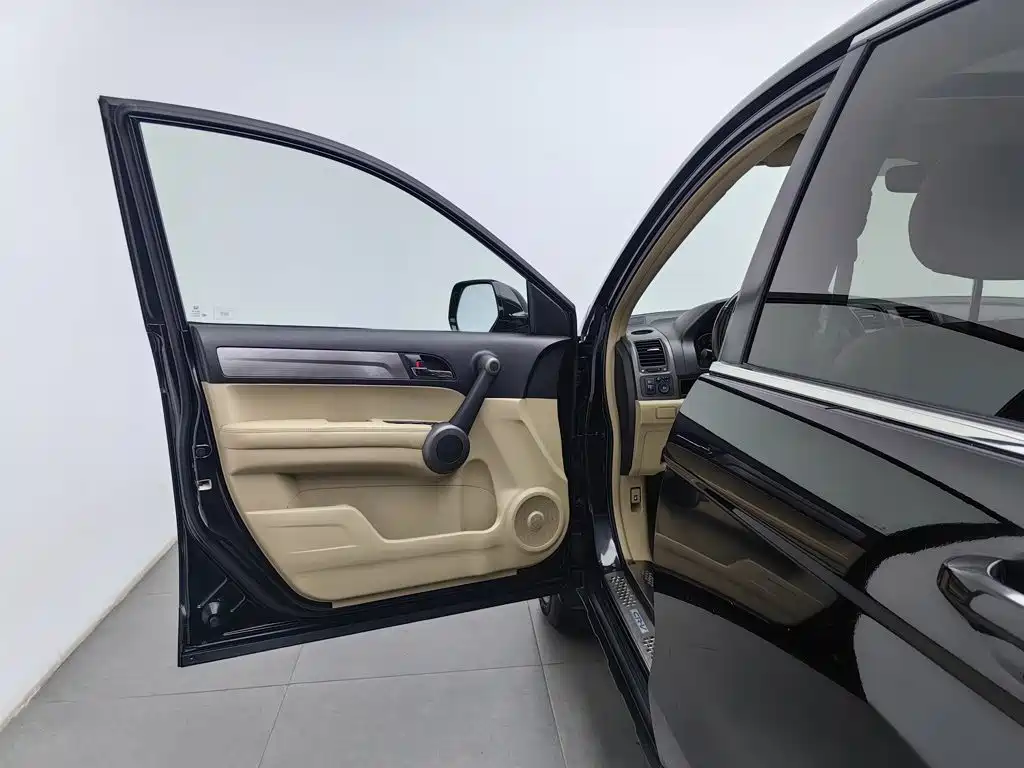 Honda CR-V — миниатюра 8