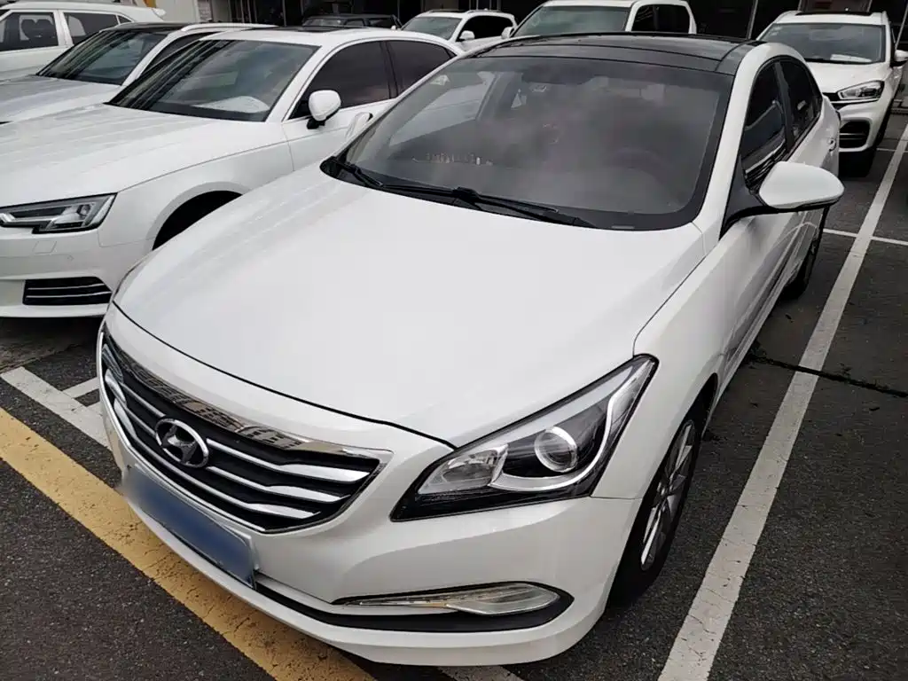 Hyundai Mistra 2014 1.8L AT GLS