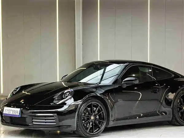 Porsche 911 2021
