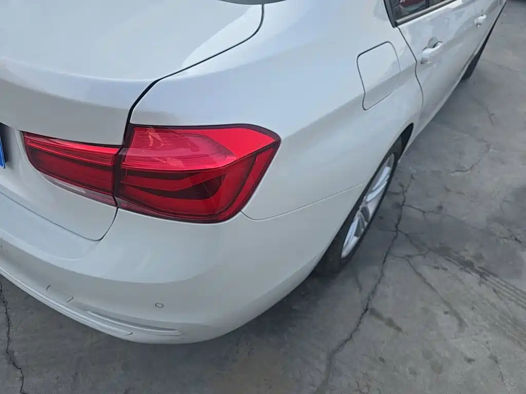 BMW 3 Series — миниатюра 8