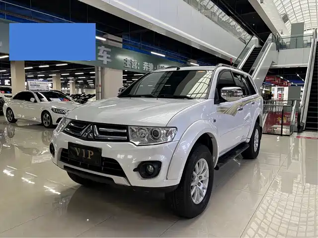 Mitsubishi Pajero Sport