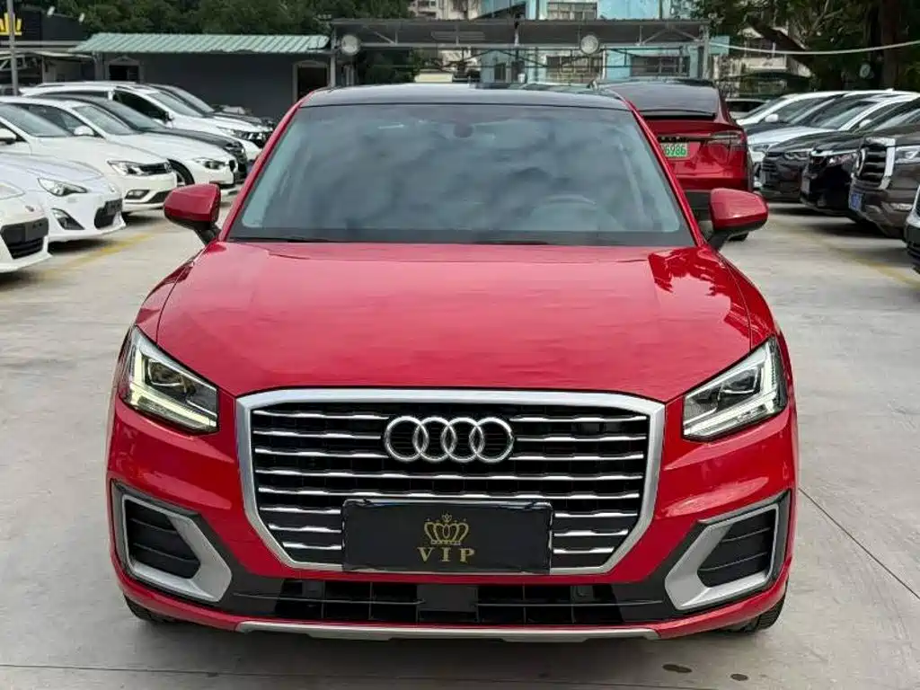 Audi Q2L — миниатюра 2