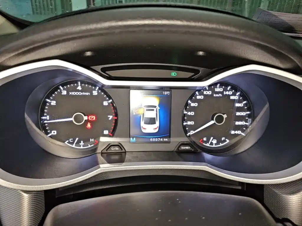 Geely Emgrand GL — миниатюра 12