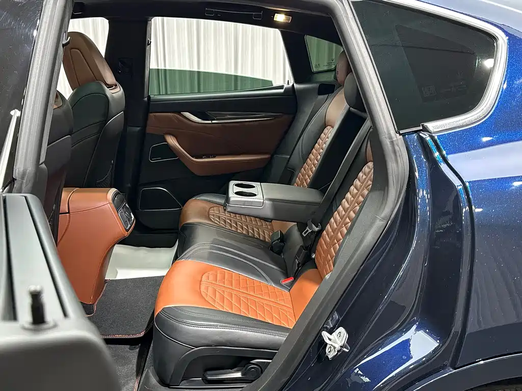 Maserati Levante — миниатюра 16