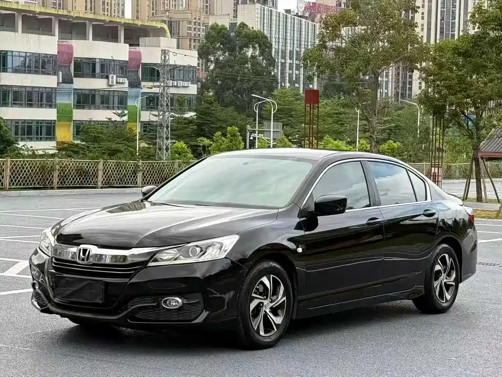 Honda Accord 2016 2.0L