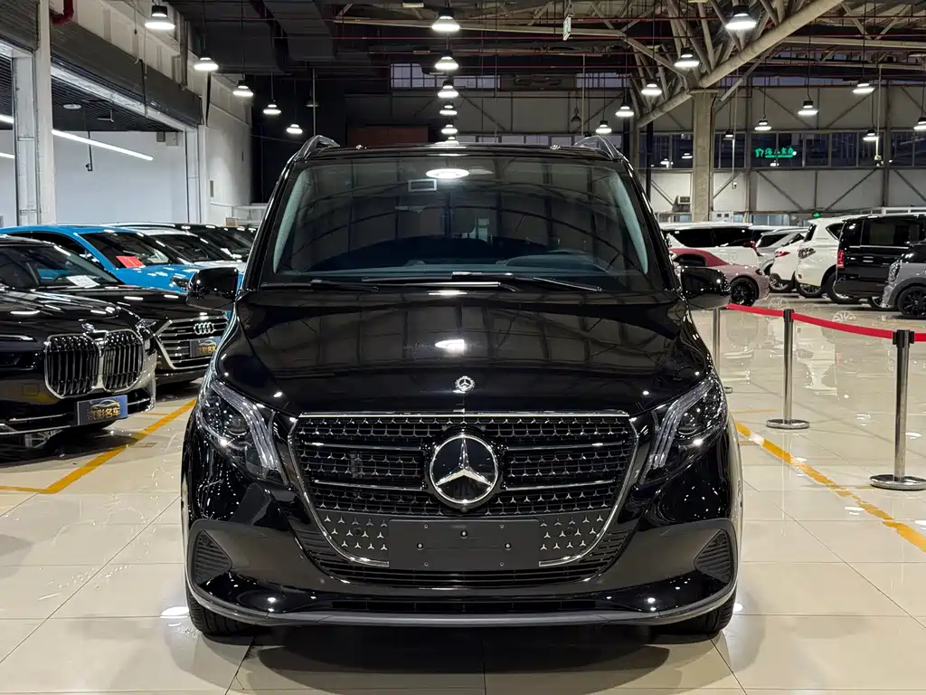 Mercedes-Benz Vito — миниатюра 2