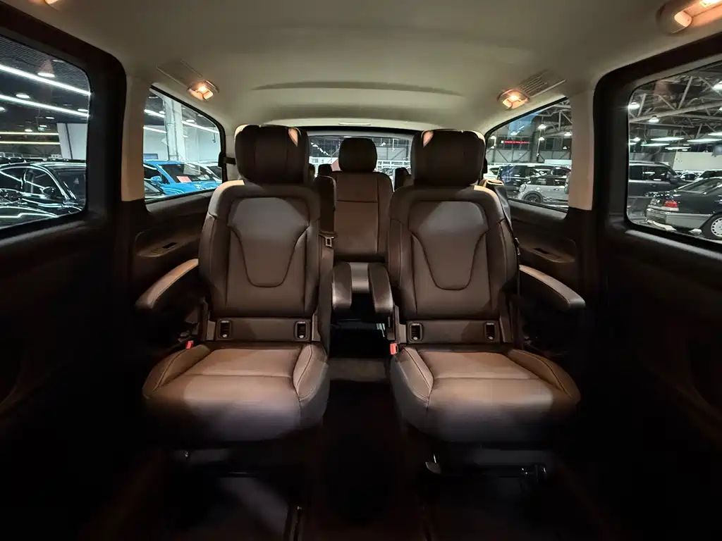 Mercedes-Benz Vito — миниатюра 21