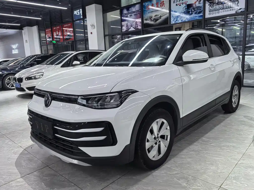 Volkswagen Tharu