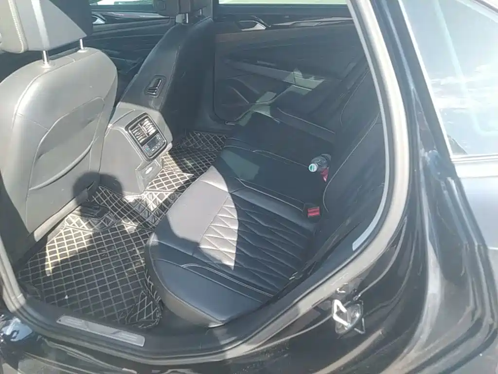 Volkswagen Passat — миниатюра 17