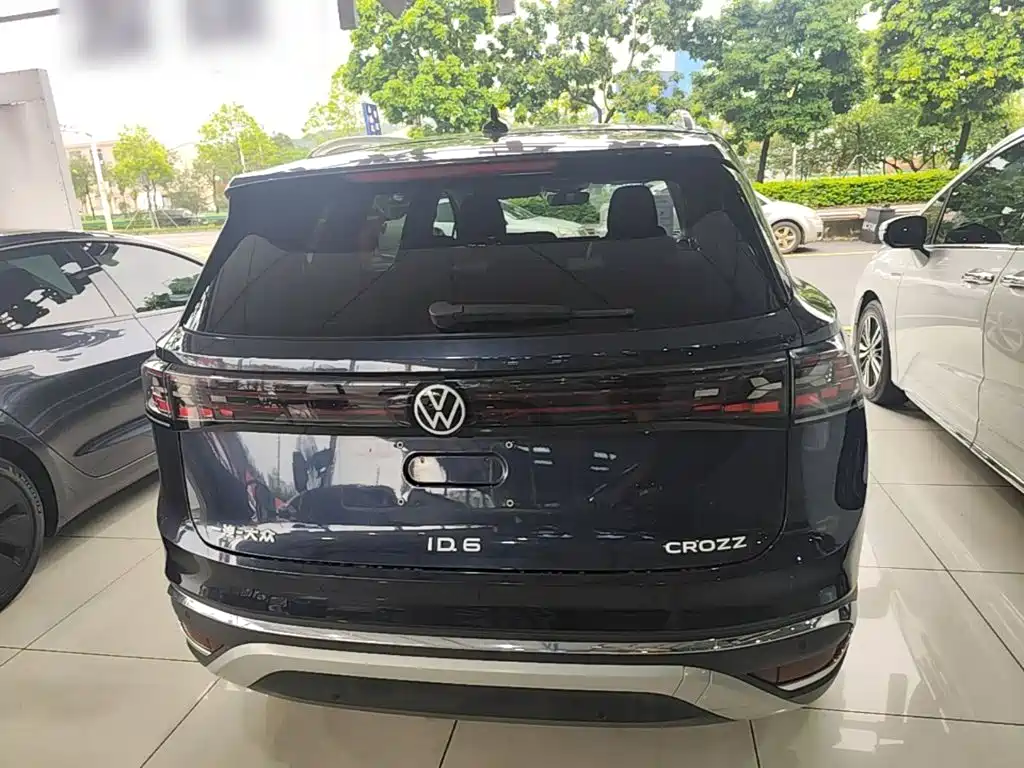 Volkswagen ID.6 Crozz — миниатюра 6