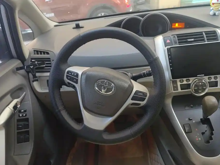Toyota Verso — миниатюра 15