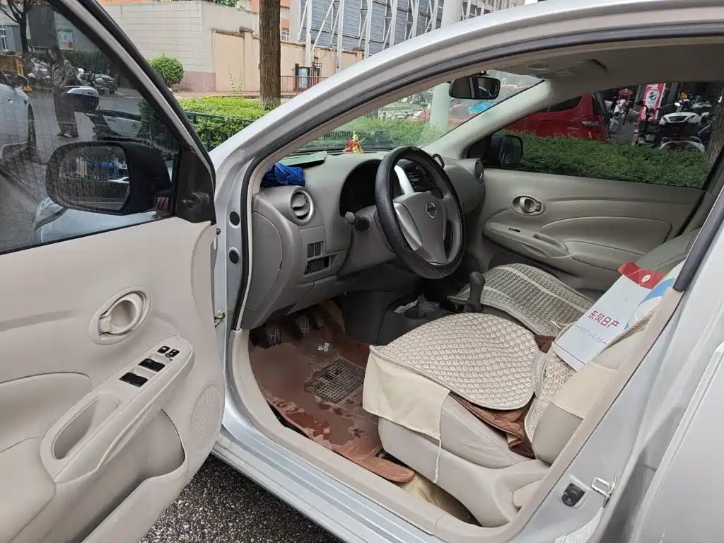 Nissan Sunny — миниатюра 17