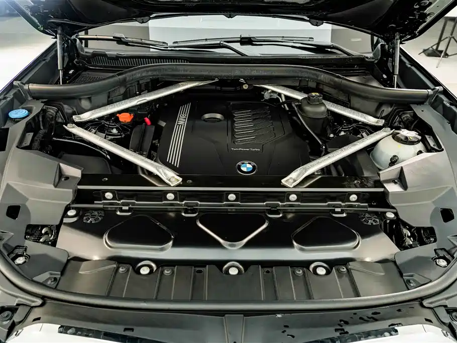 BMW X5 (Import) — миниатюра 25