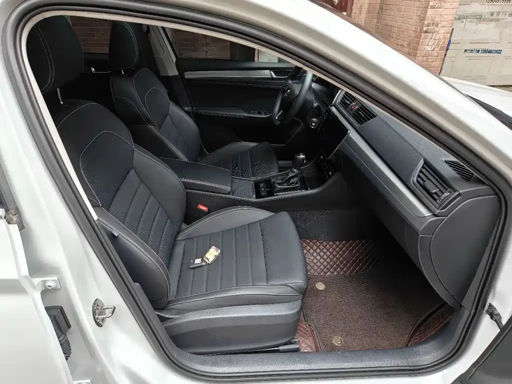 Skoda Superb — миниатюра 19