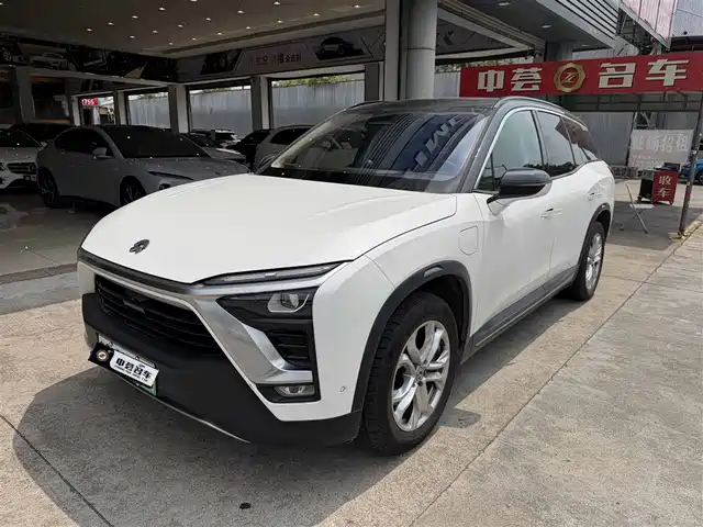 NIO NIO ES8 2020