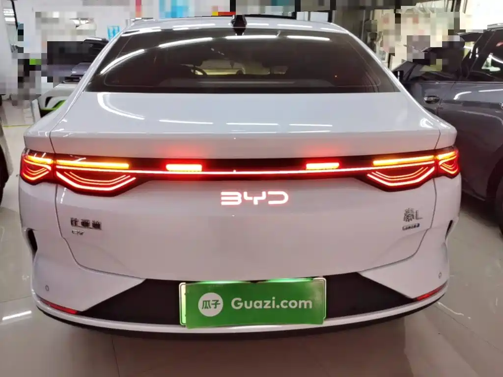 BYD Qin L — миниатюра 6