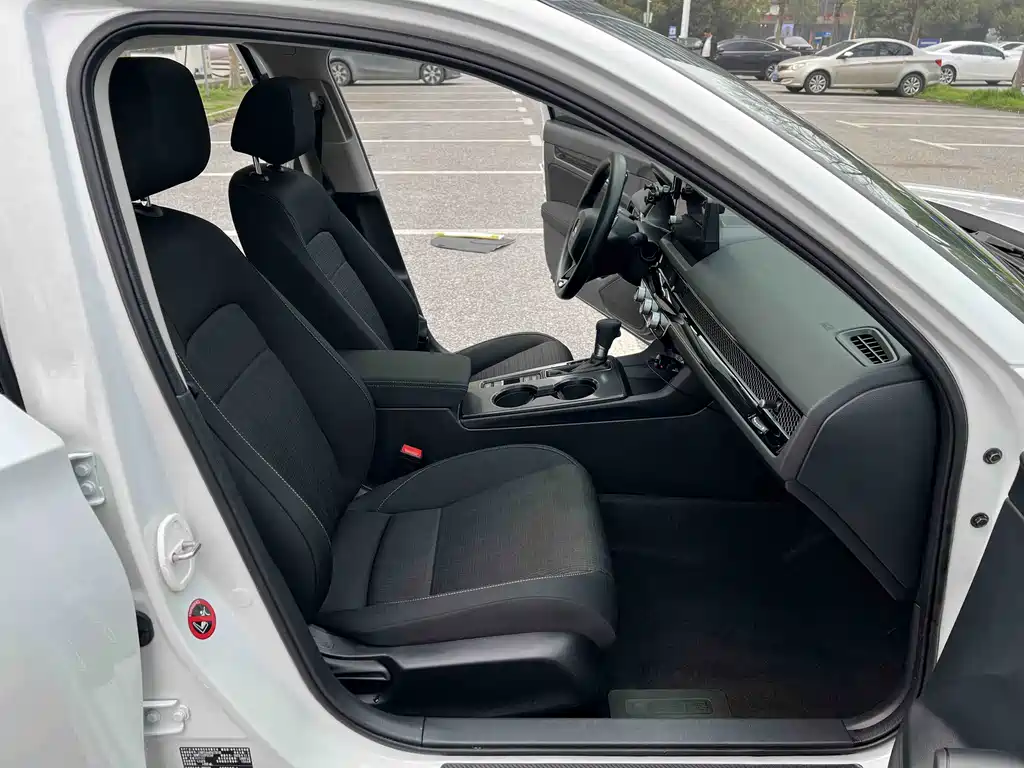 Honda Civic — миниатюра 10