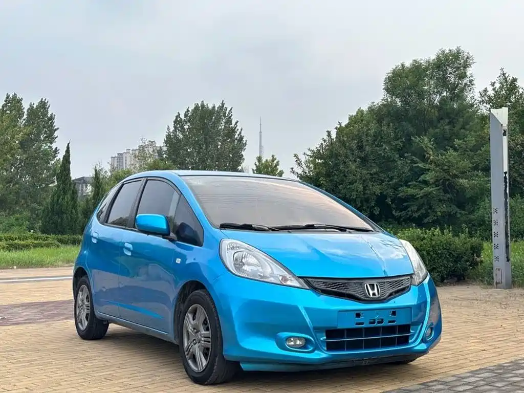 Honda Fit — миниатюра 3