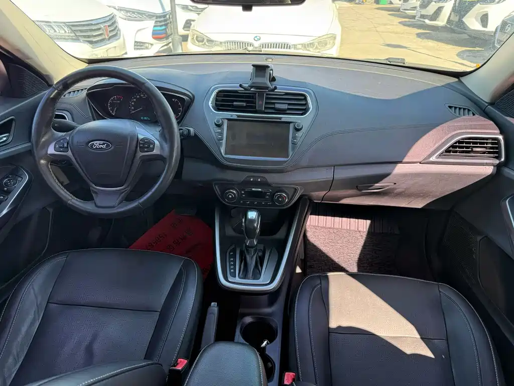Ford Escort — миниатюра 6