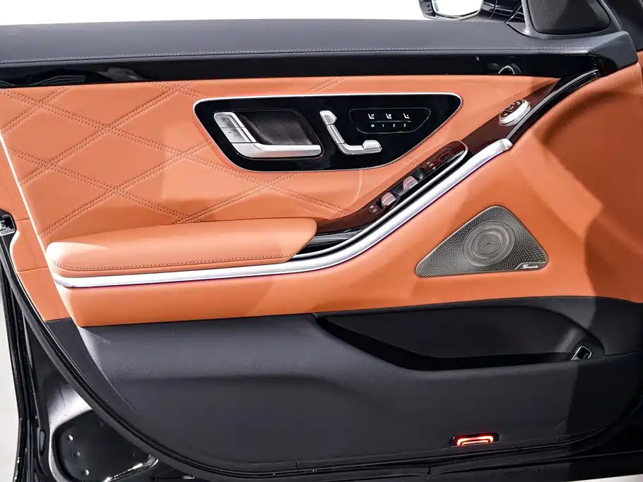 Mercedes-Benz S-Class — миниатюра 17