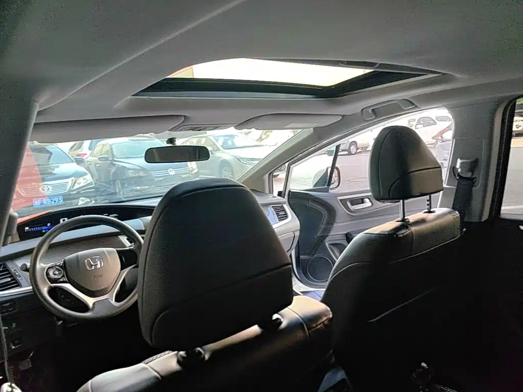 Honda Jade — миниатюра 18