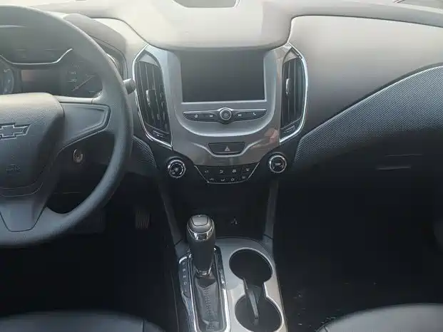 Chevrolet Cruze — миниатюра 8