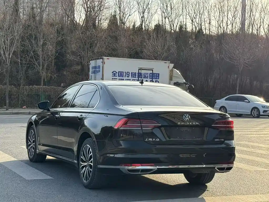 VOLKSWAGEN HUIANG