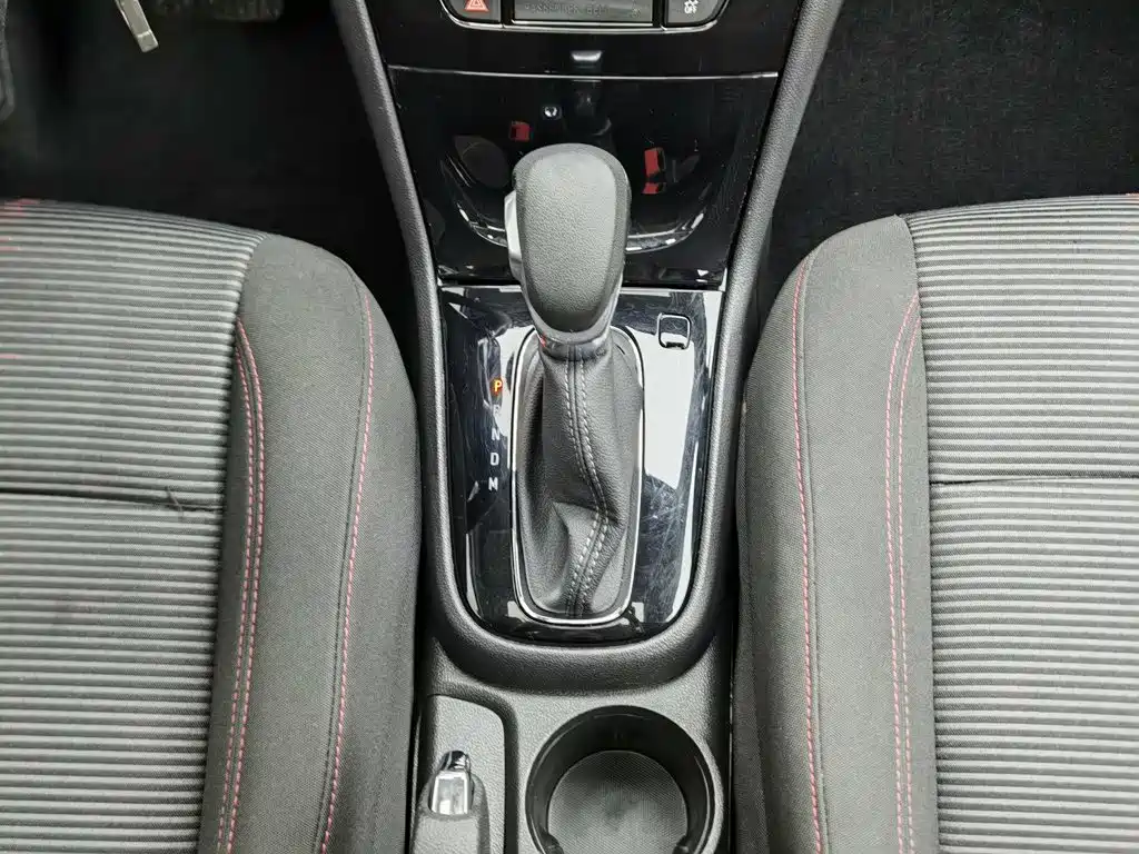 Buick Encore — миниатюра 13