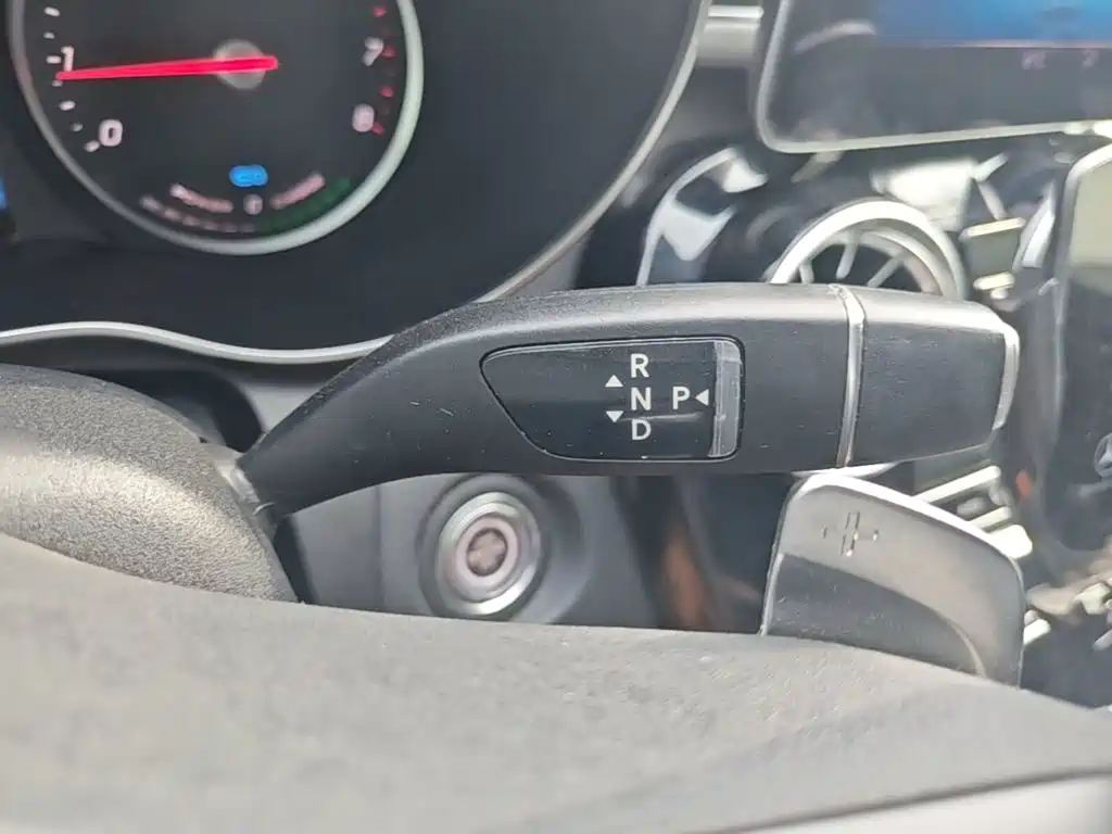 Mercedes-Benz C-Class — миниатюра 14