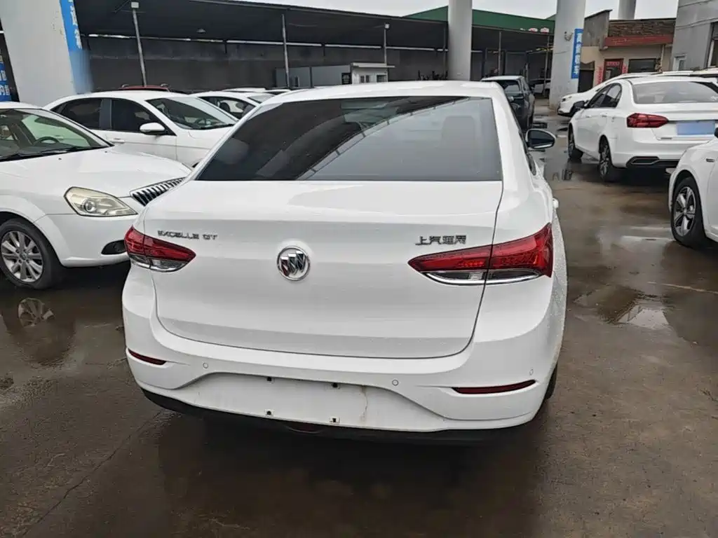 Buick Excelle — миниатюра 6