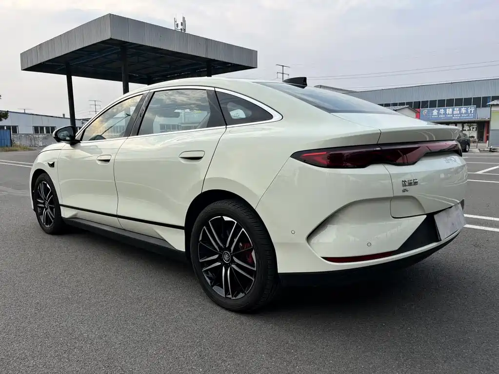 BYD Qin L — миниатюра 6