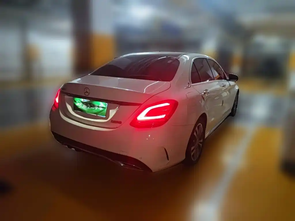 Mercedes-Benz C-Class — миниатюра 4