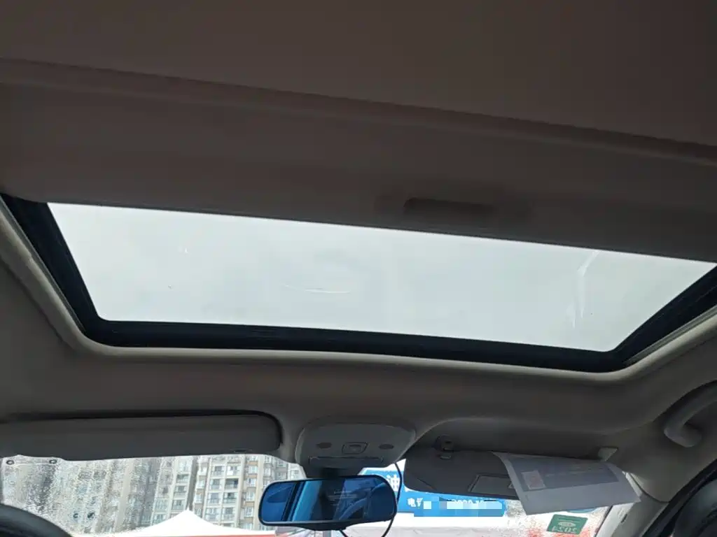 Peugeot 308 — миниатюра 18