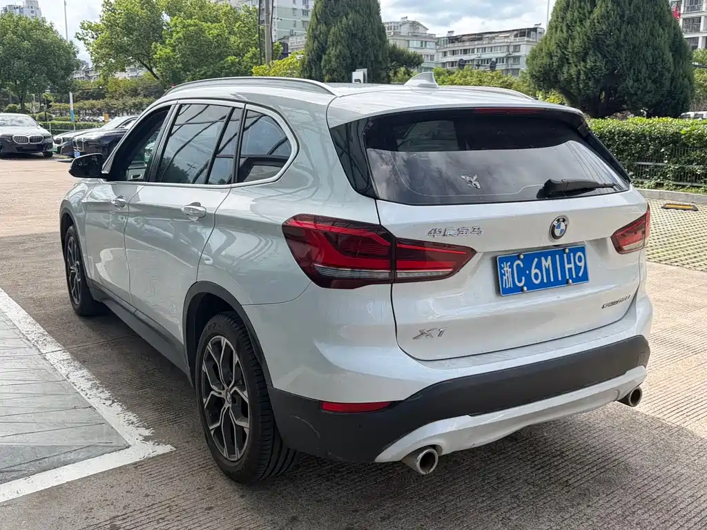 BMW X1 — миниатюра 6